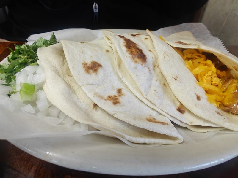 Taqueria Perla Tapatia food